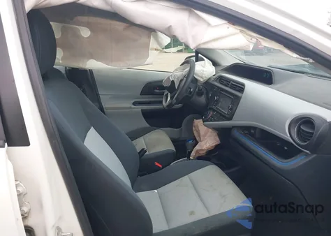 2012 Toyota Prius C Three z USA, uszkodzony, nr VIN JTDKDTB30C1002934